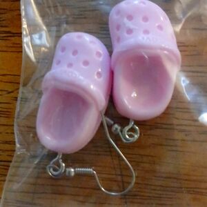 Cute CROC earrings pink